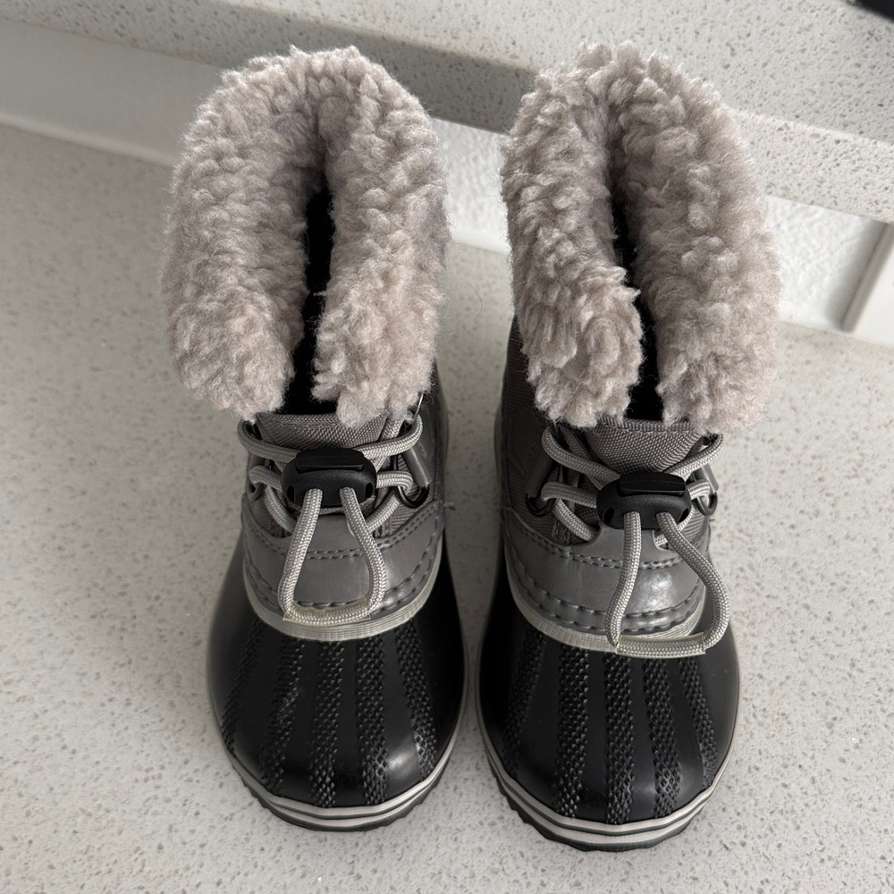 Sorel Children’s Yoot PAC Nylon WP Winter Boots with Plush Fur Collar - Picture 2 of 10